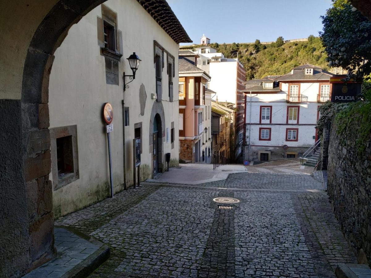 Calle Olavarrieta 16 Bajo Luarca Exterior photo